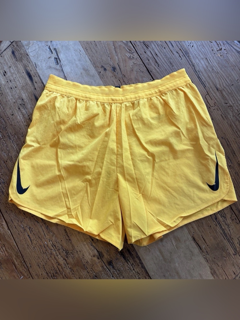 Nike Dri-Fit Aeroswift  5” Racing Split Shorts Men‘s Size Large Yellow Gold